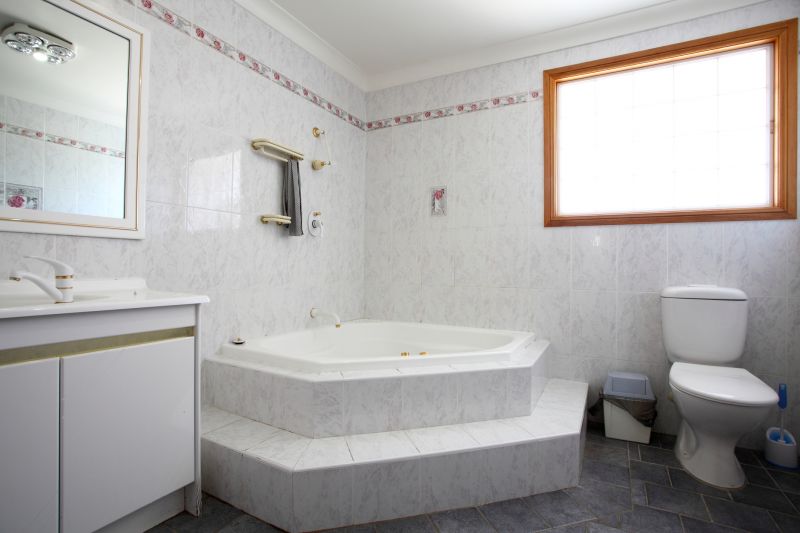 Cost of Bathtub Installation in Westminster, CA
